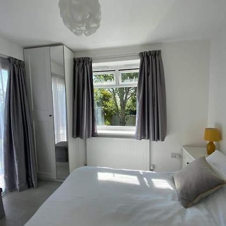 Dingley Dell - Superb Location For Truro In Private Accommodation Perranwell Exteriér fotografie